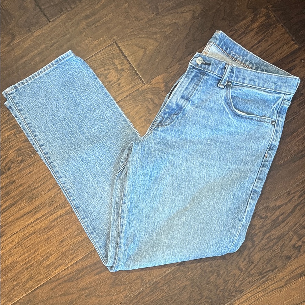 GAP Men’s Light Blue Straight Jeans
